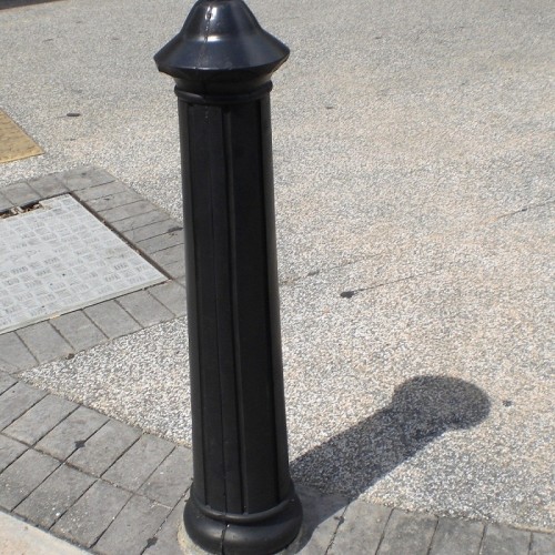 Fibre reinforced plastic bollard